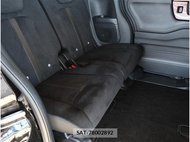 Honda N BOX CUSTOM 2019-01 6672880-12