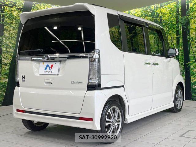 Honda N BOX CUSTOM 2017-05 6672891-16