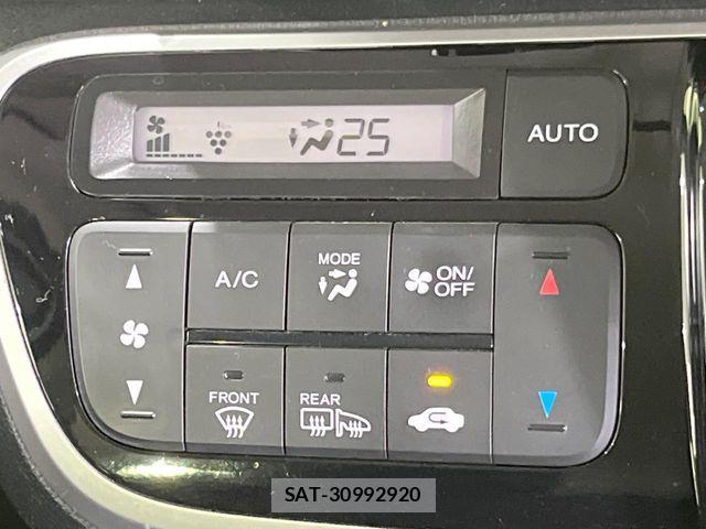 Honda N BOX CUSTOM 2017-05 6672891-6
