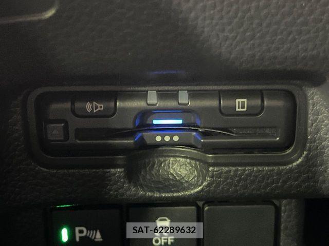 Honda N BOX CUSTOM 2021-04 6672814-7