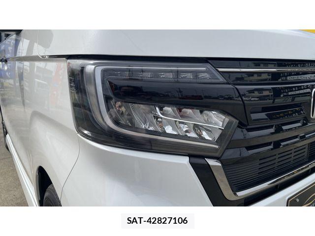 Honda N BOX CUSTOM 2023-06 6677138-10