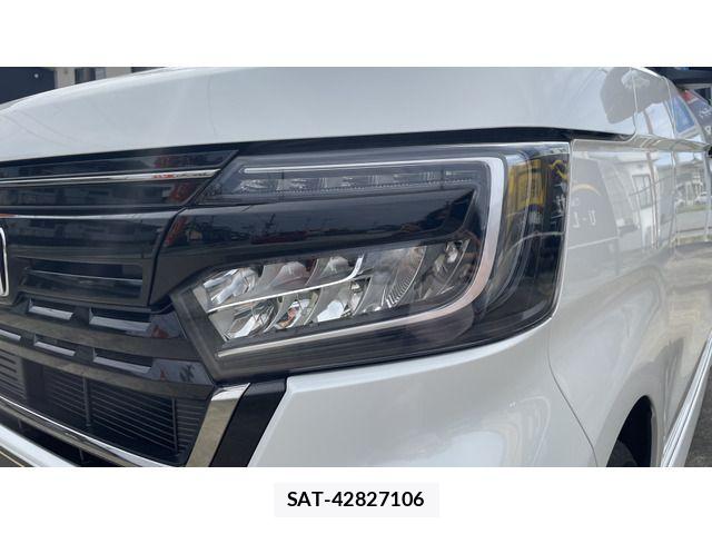 Honda N BOX CUSTOM 2023-06 6677138-12