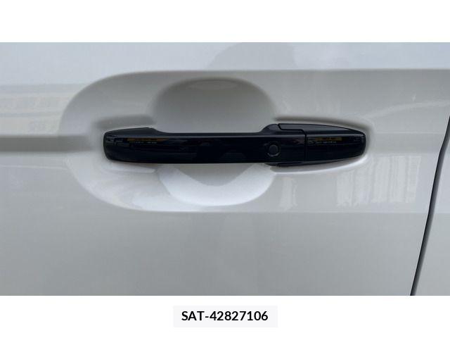 Honda N BOX CUSTOM 2023-06 6677138-16