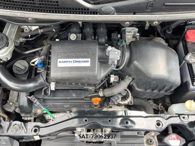 Honda N BOX CUSTOM 2015-04 6677179-17