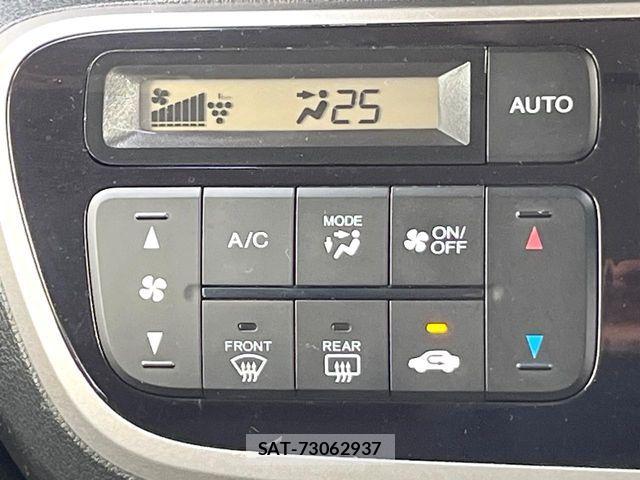 Honda N BOX CUSTOM 2015-04 6677179-5