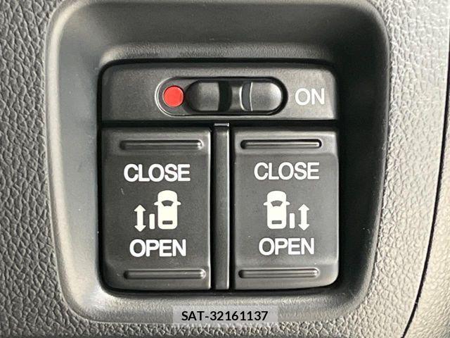 Honda N BOX CUSTOM 2013-02 6677176-4
