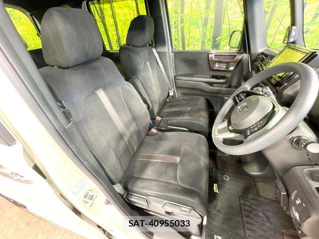 Honda N BOX CUSTOM 2017-10 6677157-7