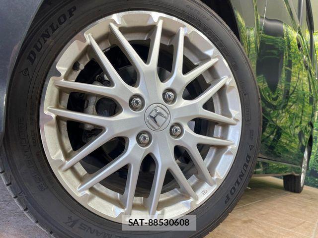 Honda N BOX CUSTOM 2022-05 6677134-12