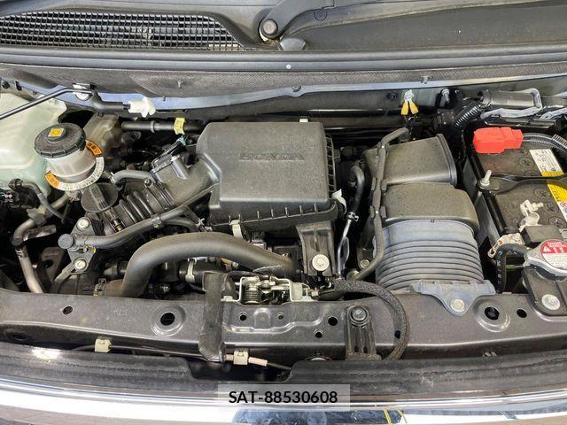Honda N BOX CUSTOM 2022-05 6677134-17