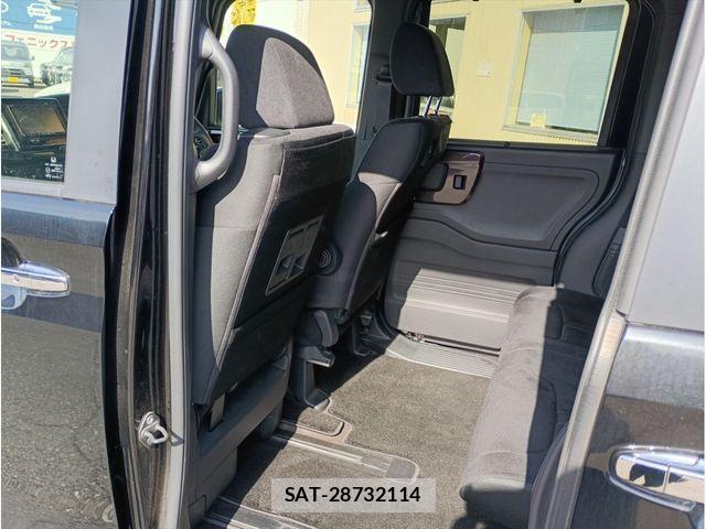 Honda N BOX CUSTOM 2019-09 6677171-12