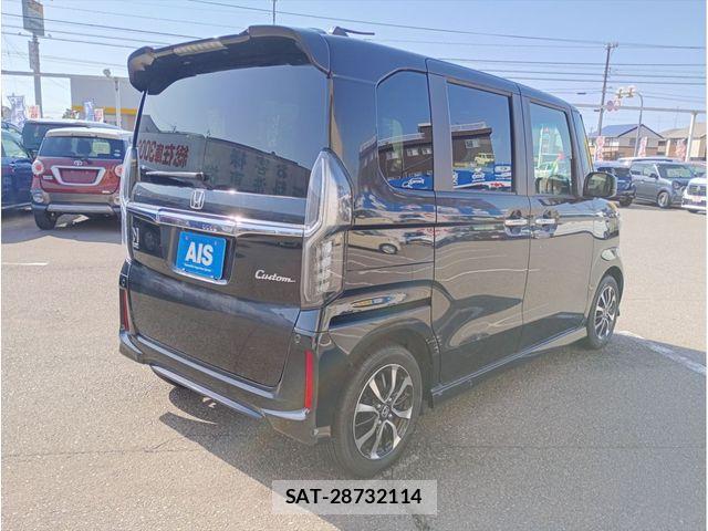 Honda N BOX CUSTOM 2019-09 6677171-2