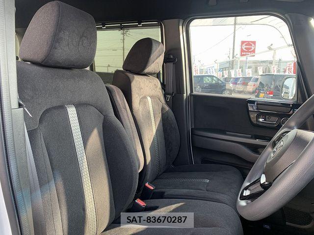 Honda N BOX CUSTOM 2023-06 6677165-17