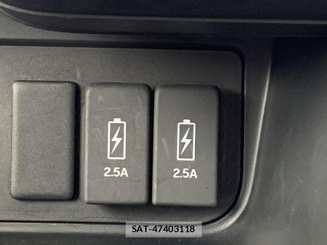 Honda N BOX CUSTOM 2019-11 6677174-11