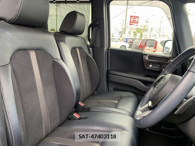 Honda N BOX CUSTOM 2019-11 6677174-17