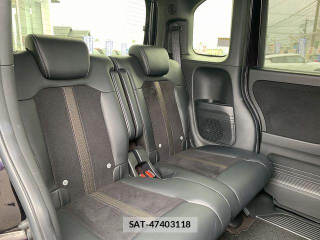 Honda N BOX CUSTOM 2019-11 6677174-18