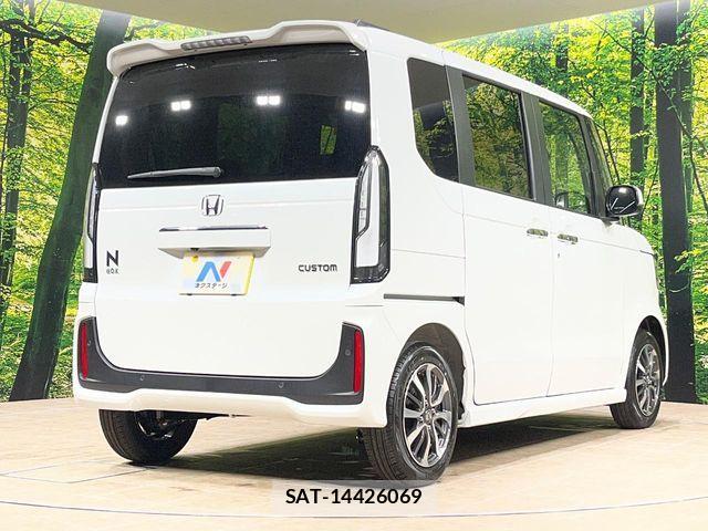 Honda N BOX CUSTOM 2026-03 6677132-17