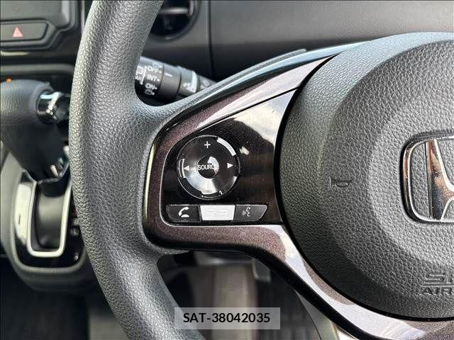 Honda N BOX CUSTOM 2020-04 6683926-11