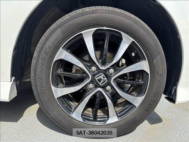 Honda N BOX CUSTOM 2020-04 6683926-18