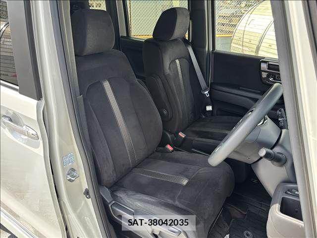 Honda N BOX CUSTOM 2020-04 6683926-1