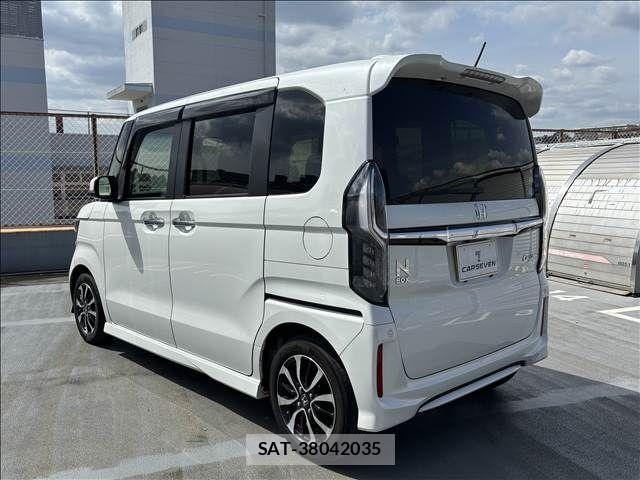 Honda N BOX CUSTOM 2020-04 6683926-20