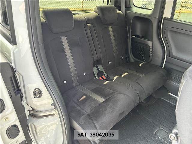 Honda N BOX CUSTOM 2020-04 6683926-2