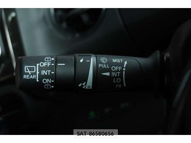 Honda N BOX CUSTOM 2018-08 6683928-26