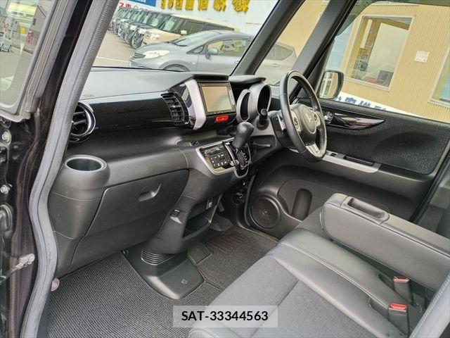 Honda N BOX CUSTOM 2015-09 6691136-8