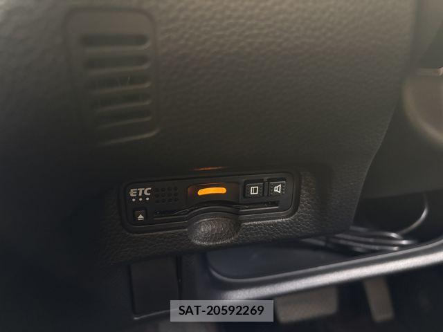 Honda N BOX CUSTOM 2019-05 6691135-23