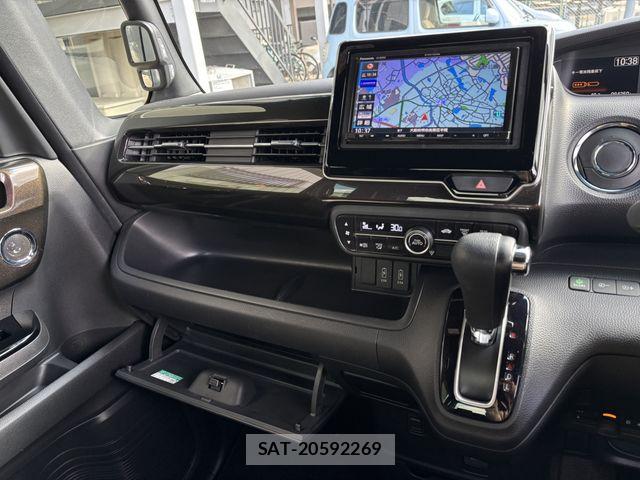 Honda N BOX CUSTOM 2019-05 6691135-24