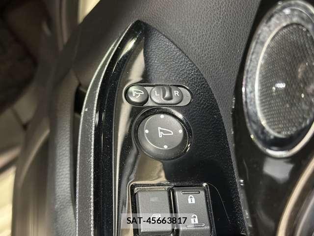 Honda N BOX CUSTOM 2018-01 6691134-19
