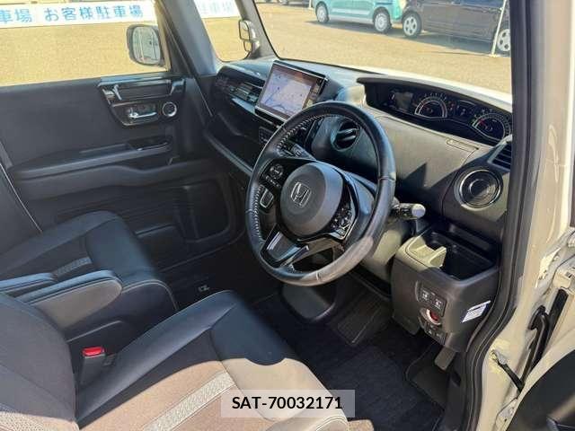 Honda N BOX CUSTOM 2021-03 6691131-6