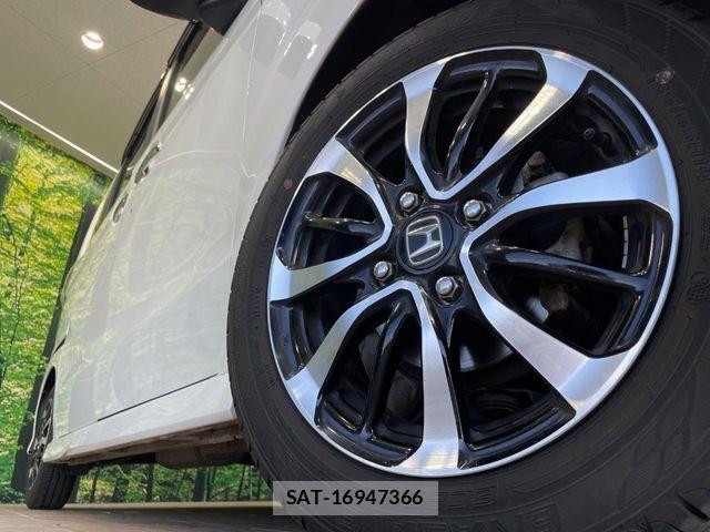 Honda N BOX CUSTOM 2019-03 6716855-11