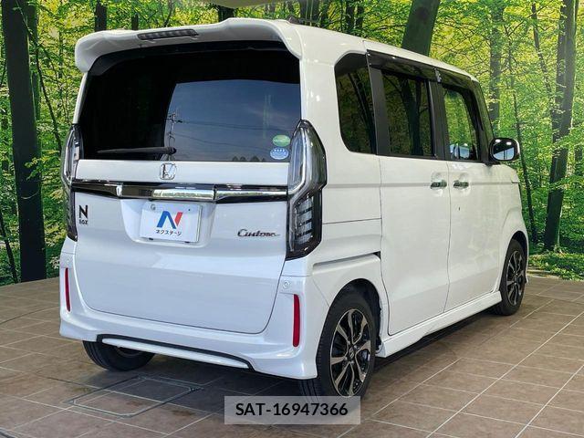 Honda N BOX CUSTOM 2019-03 6716855-16