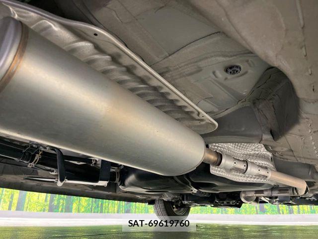 Honda N BOX CUSTOM 2019-03 6716845-19