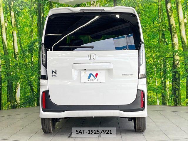Honda N BOX CUSTOM 2026-01 6716812-14