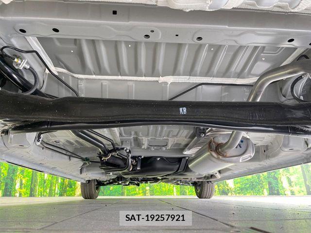 Honda N BOX CUSTOM 2026-01 6716812-18