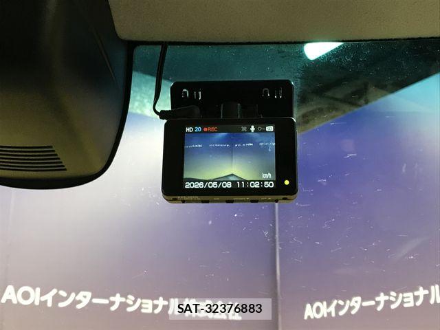 Honda N BOX CUSTOM 2017-07 6716864-24