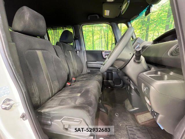 Honda N BOX CUSTOM 2020-10 6716858-7