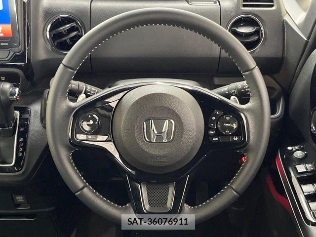 Honda N BOX CUSTOM 2023-08 6716821-11