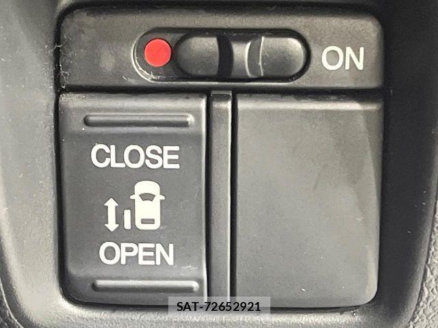 Honda N BOX CUSTOM 2015-03 6716878-5