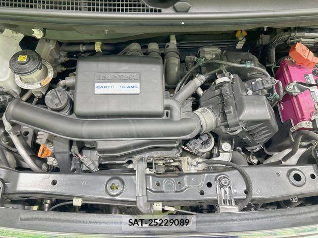 Honda N BOX CUSTOM 2019-01 6716863-17