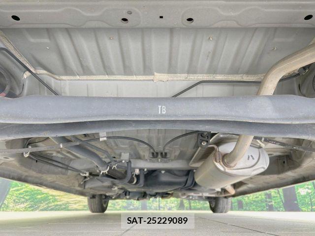 Honda N BOX CUSTOM 2019-01 6716863-18