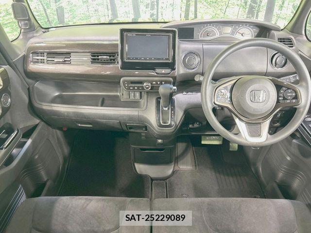 Honda N BOX CUSTOM 2019-01 6716863-1