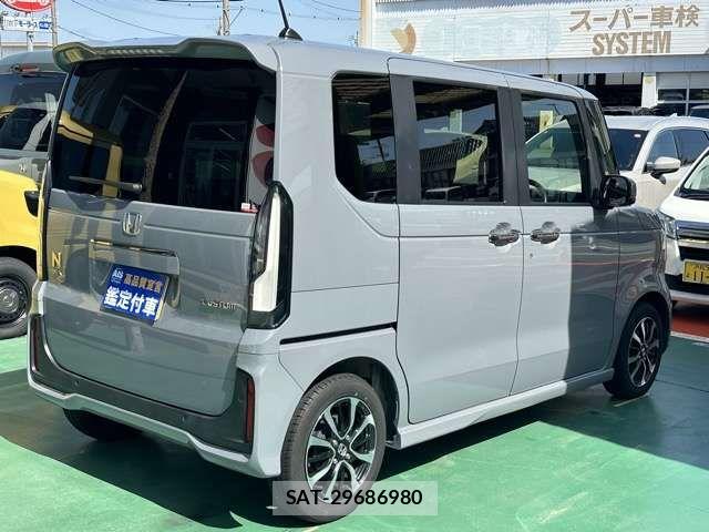 Honda N BOX CUSTOM 2023-10 6716822-13