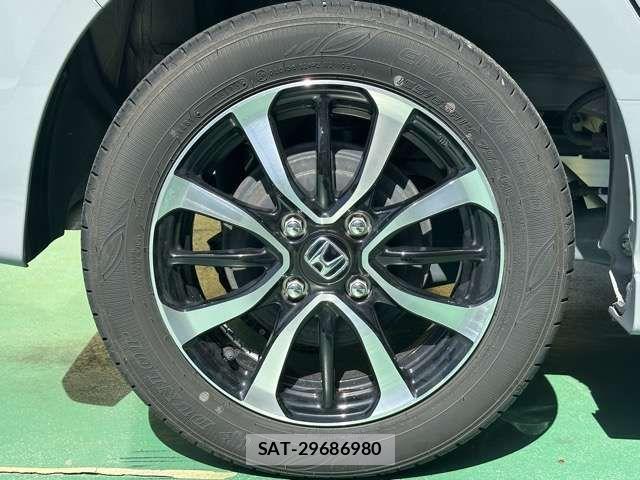 Honda N BOX CUSTOM 2023-10 6716822-14