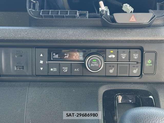 Honda N BOX CUSTOM 2023-10 6716822-19