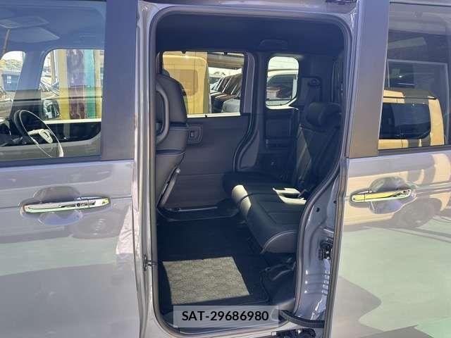 Honda N BOX CUSTOM 2023-10 6716822-5