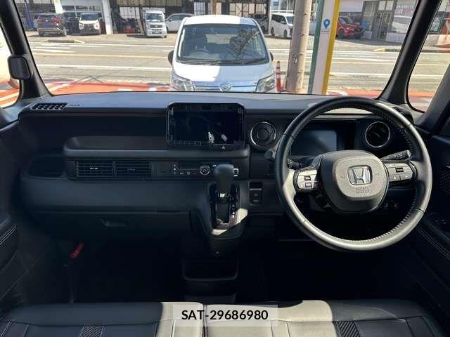 Honda N BOX CUSTOM 2023-10 6716822-6