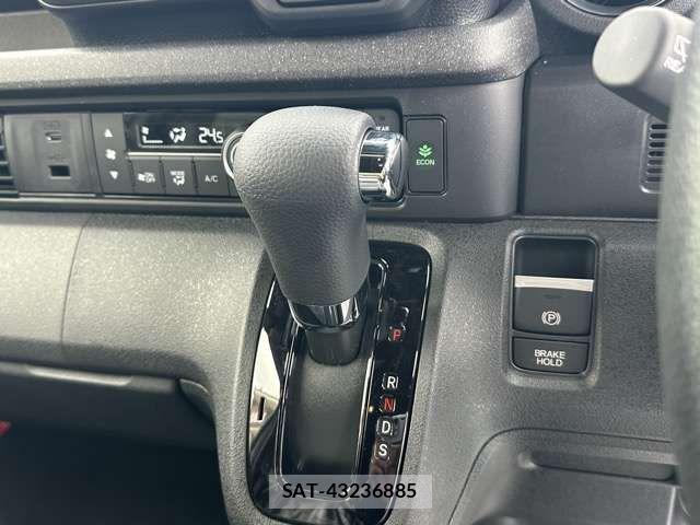Honda N BOX CUSTOM 2026-03 6752592-13