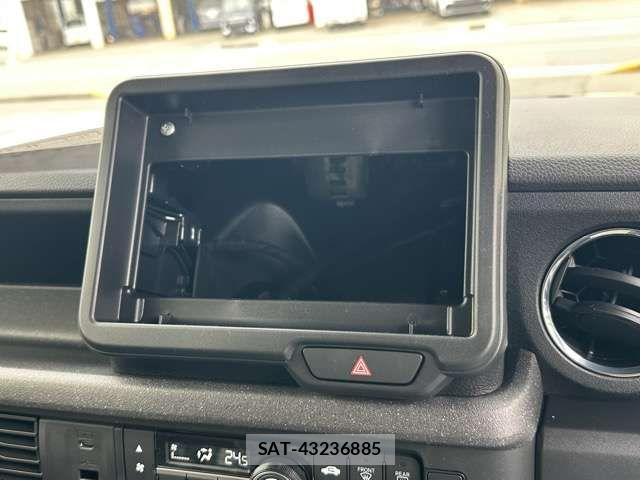 Honda N BOX CUSTOM 2026-03 6752592-14